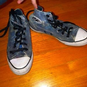 Galaxy or sky print moon converse size 6